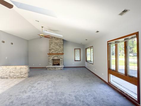 7706 Warwick Avenue Darien IL 60561