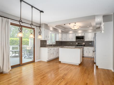 2530 Cheshire Drive Aurora IL 60504
