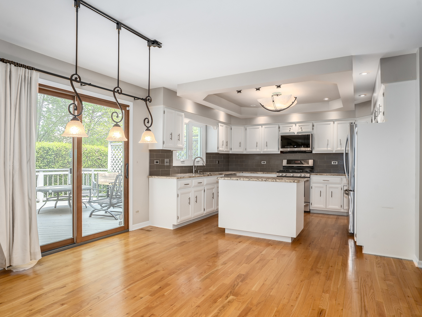 2530 Cheshire Drive Aurora IL 60504