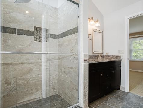 2530 Cheshire Drive Aurora IL 60504