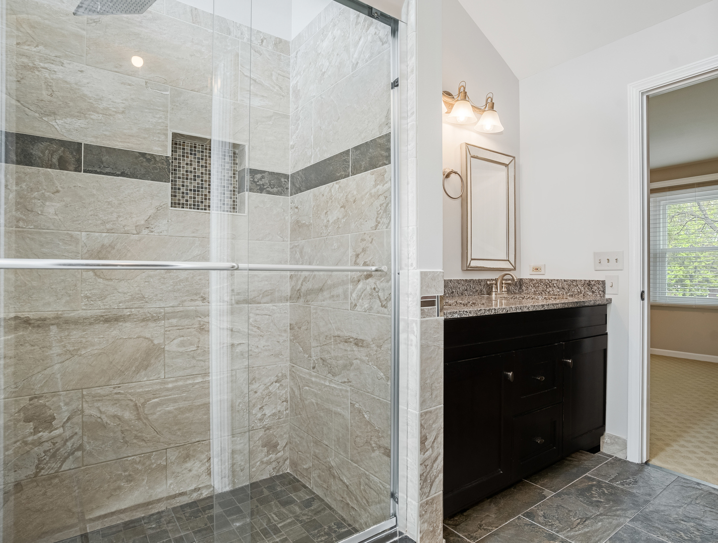 2530 Cheshire Drive Aurora IL 60504