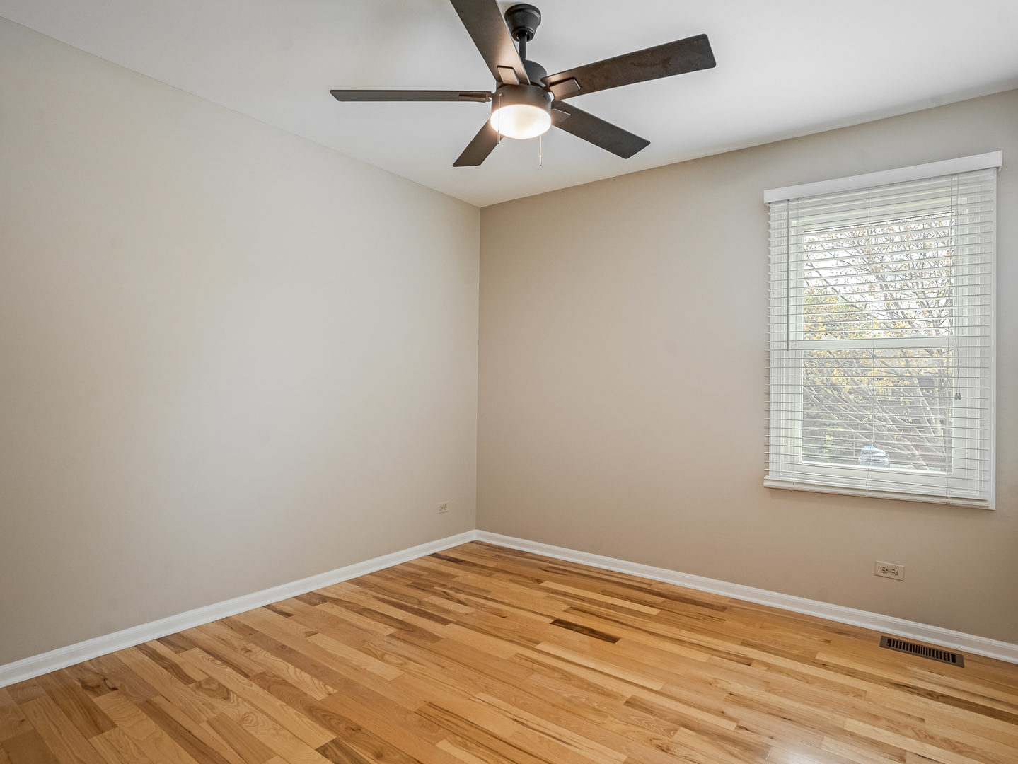 2530 Cheshire Drive Aurora IL 60504