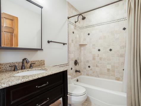 2530 Cheshire Drive Aurora IL 60504