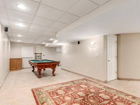 2530 Cheshire Drive Aurora IL 60504