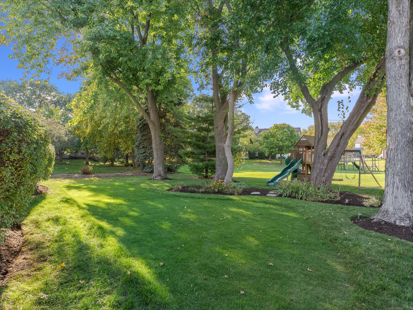 2530 Cheshire Drive Aurora IL 60504