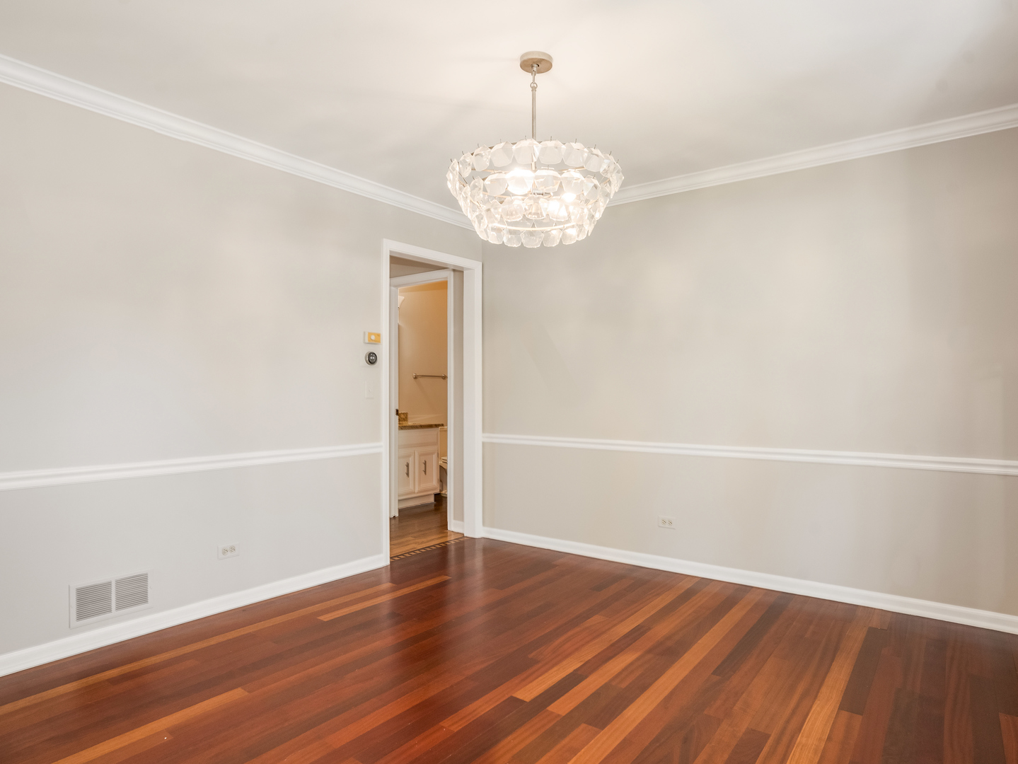 2530 Cheshire Drive Aurora IL 60504