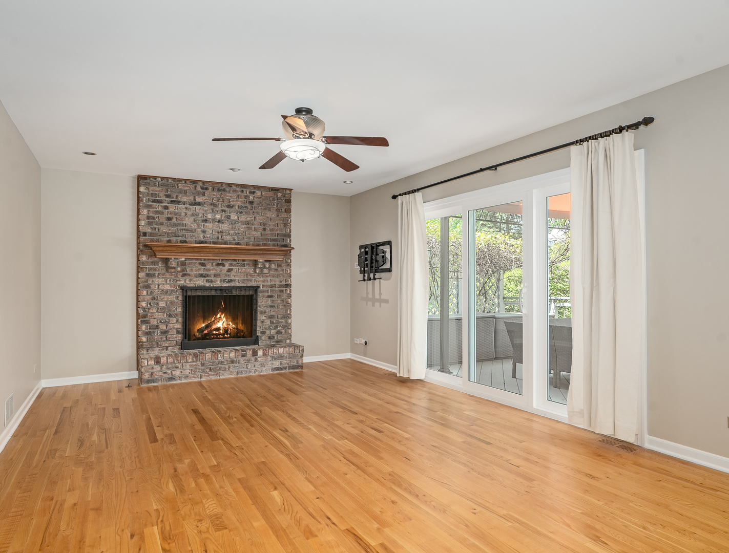 2530 Cheshire Drive Aurora IL 60504
