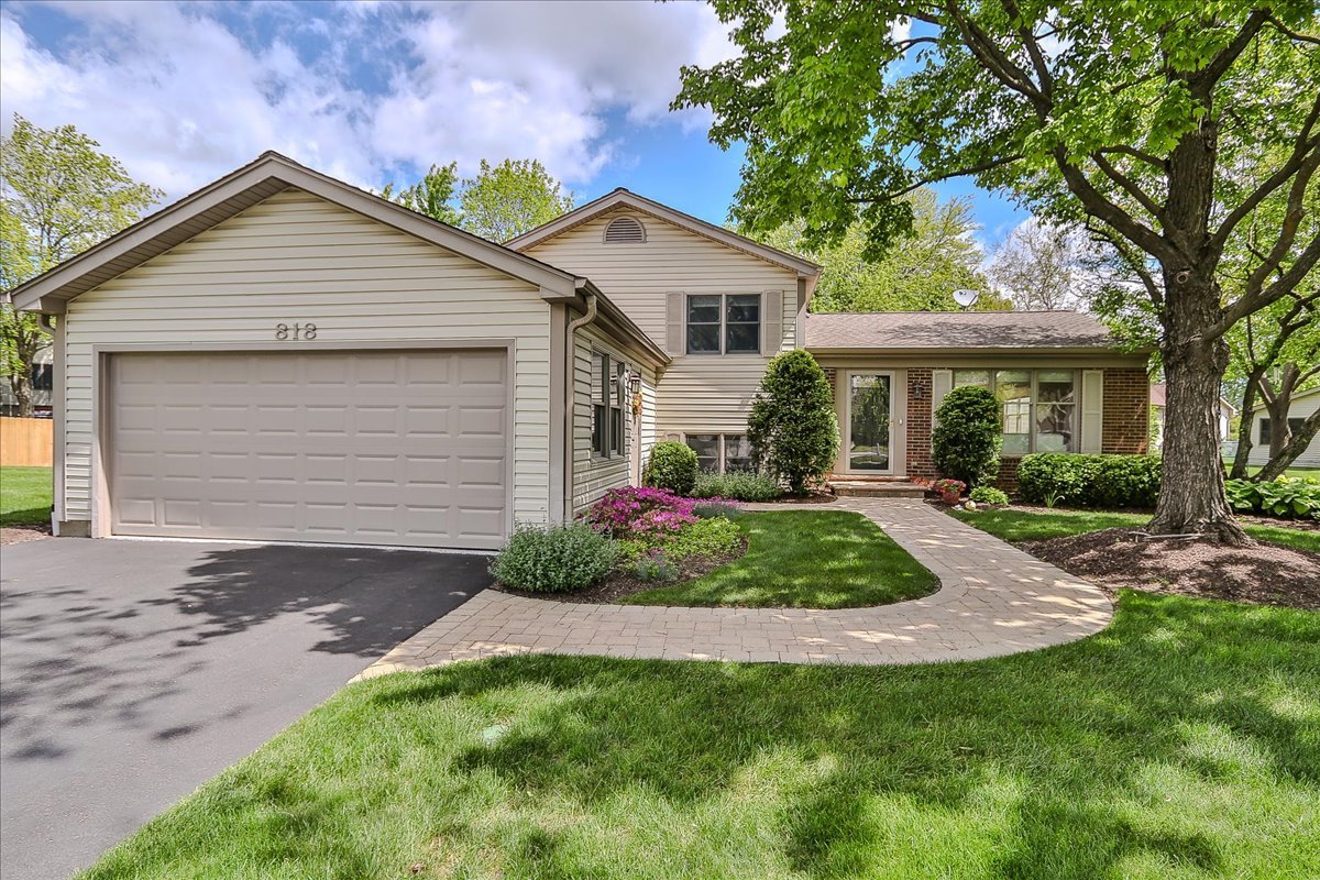 818 Indigo Court Lake Zurich IL 60047