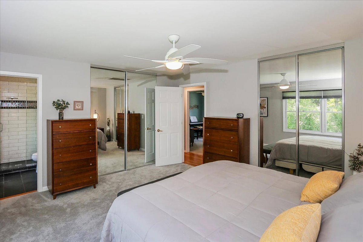 818 Indigo Court Lake Zurich IL 60047