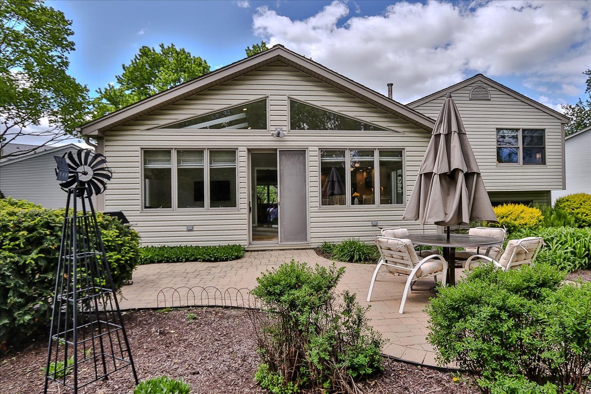 818 Indigo Court Lake Zurich IL 60047