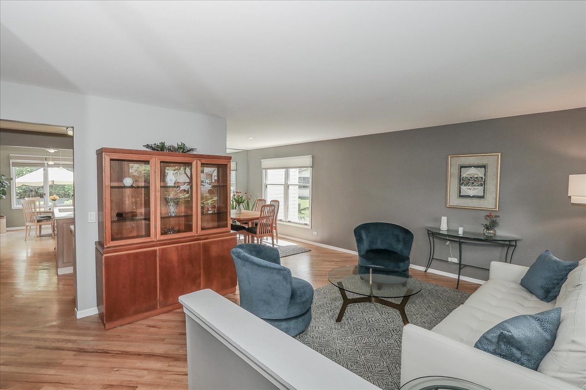 818 Indigo Court Lake Zurich IL 60047