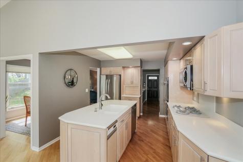 818 Indigo Court Lake Zurich IL 60047