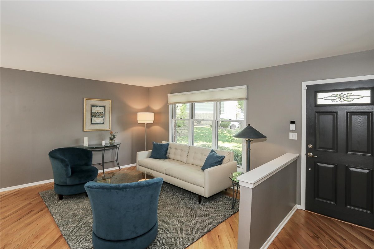 818 Indigo Court Lake Zurich IL 60047