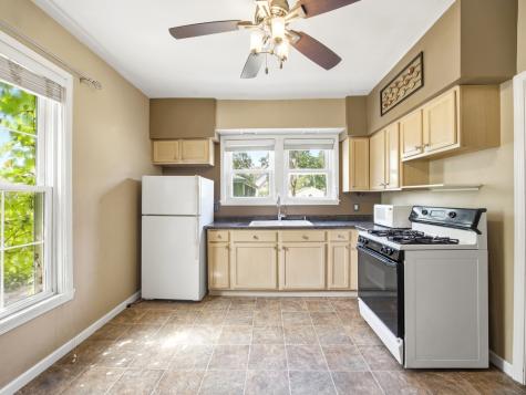 570 Addison Street Elgin IL 60120