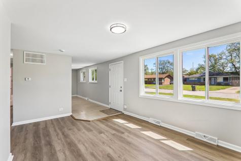 16032 Circle Drive Markham IL 60428