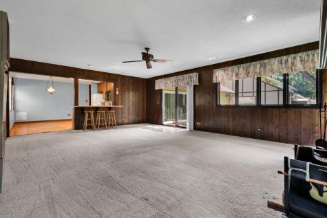 1272 Arlington Drive W Hanover Park IL 60133