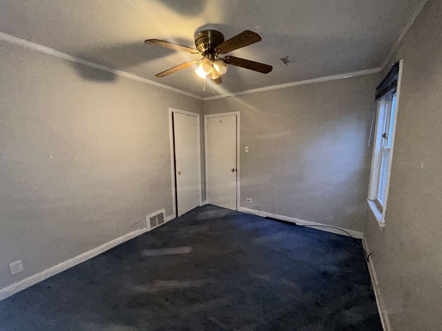 9034 South Harper Avenue Chicago IL 60619