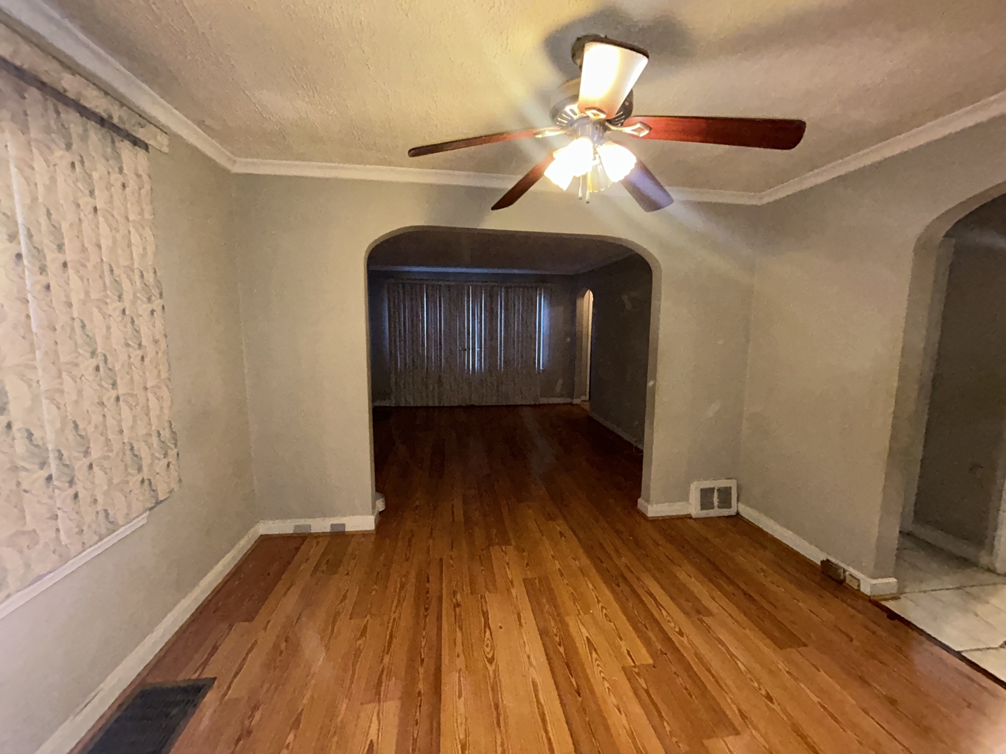 9034 South Harper Avenue Chicago IL 60619