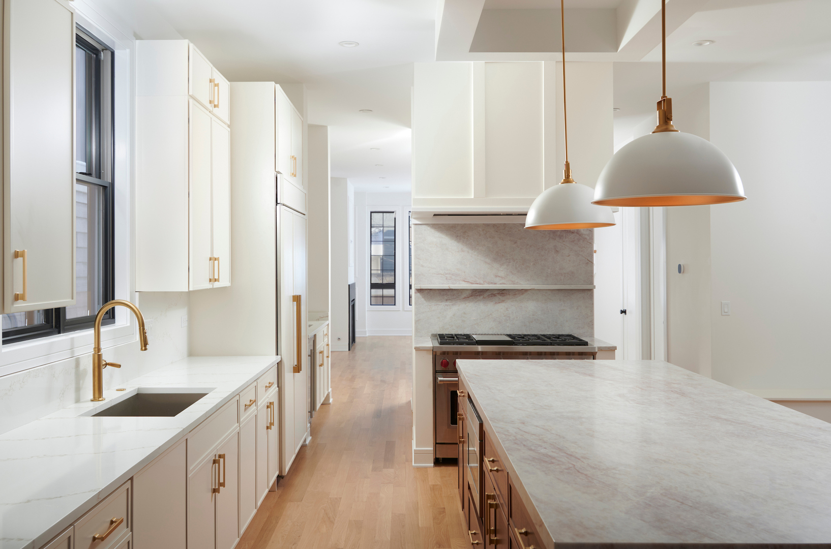 3140 North Leavitt Street Chicago IL 60618