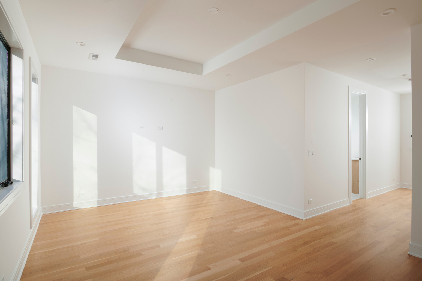 3140 North Leavitt Street Chicago IL 60618