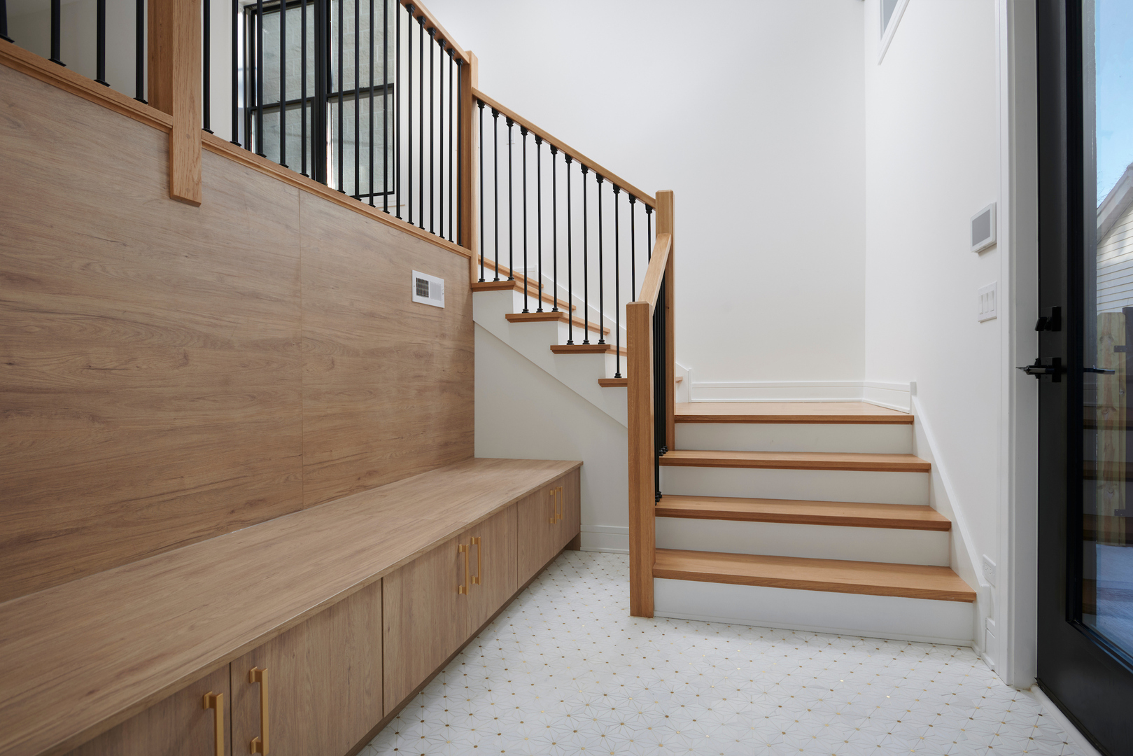 3140 North Leavitt Street Chicago IL 60618