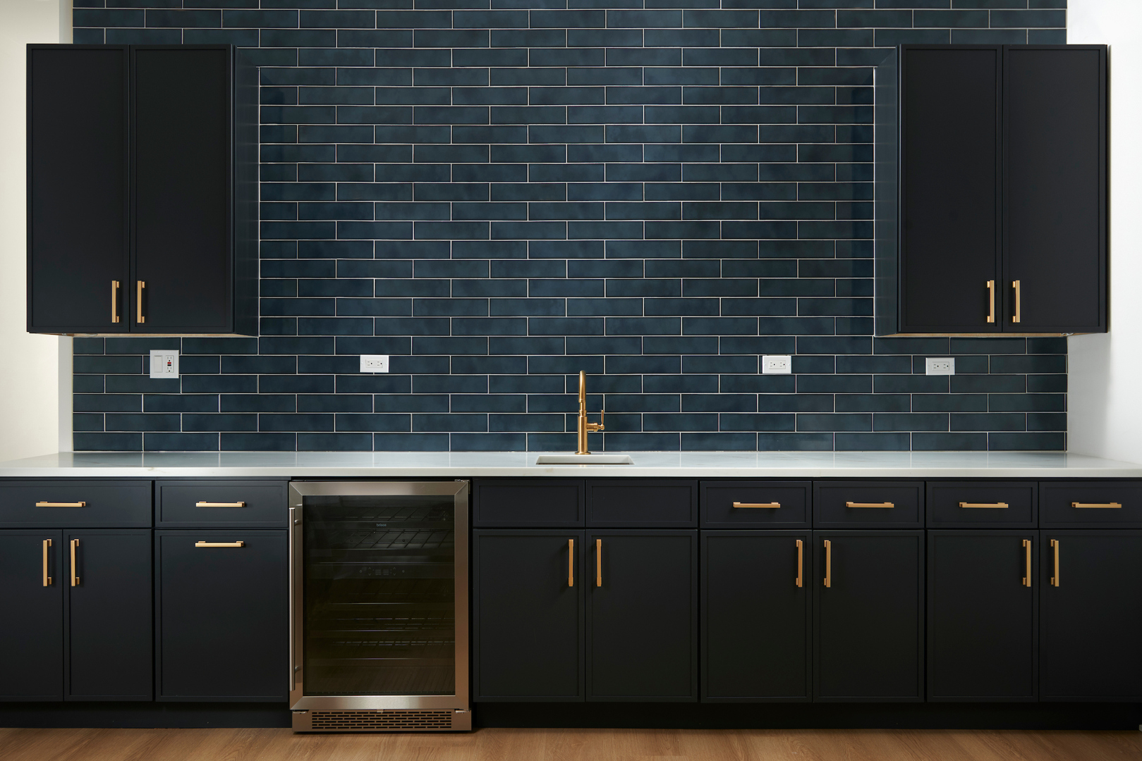 3140 North Leavitt Street Chicago IL 60618