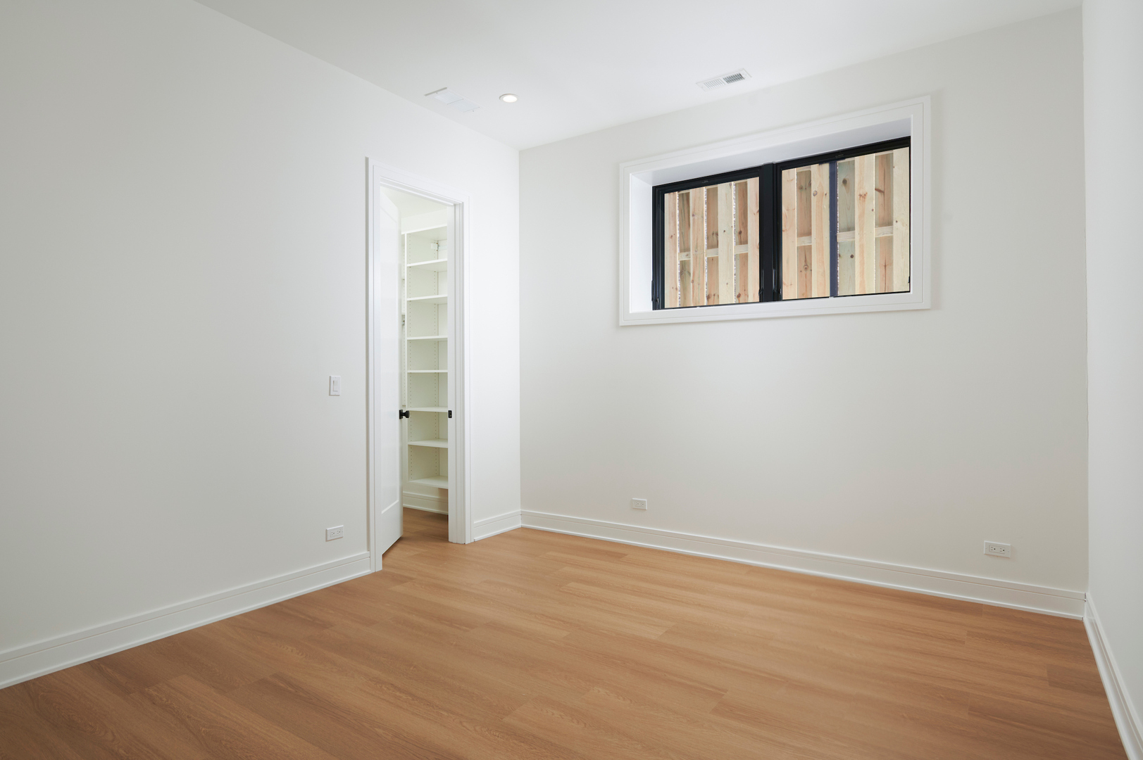 3140 North Leavitt Street Chicago IL 60618