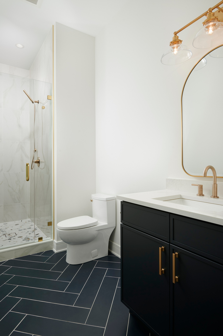 3140 North Leavitt Street Chicago IL 60618