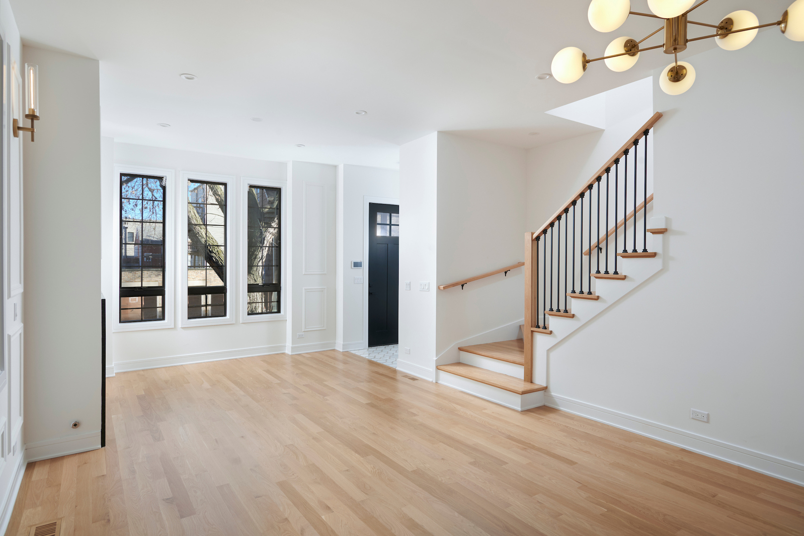 3140 North Leavitt Street Chicago IL 60618