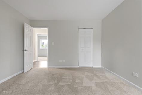 6855 Dove Avenue Woodridge IL 60517