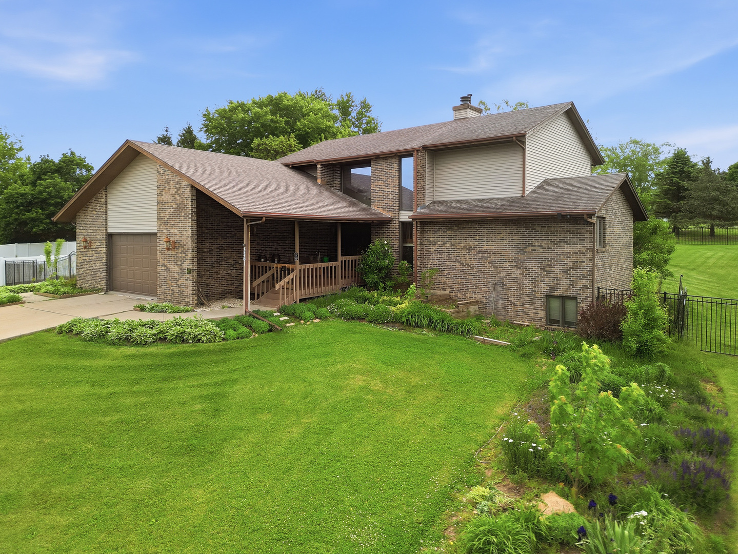3261 North Silver Ridge Drive Oregon IL 61061