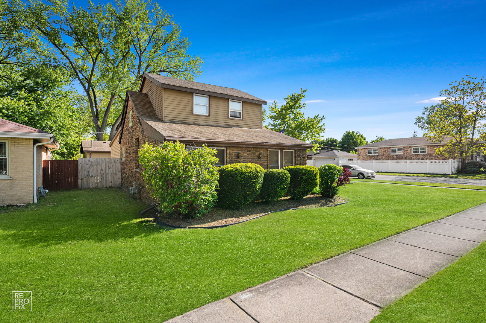5849 West 90th Street Oak Lawn IL 60453