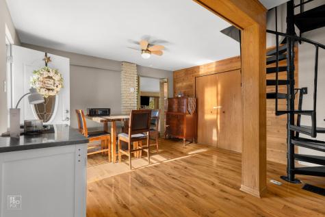 5849 West 90th Street Oak Lawn IL 60453
