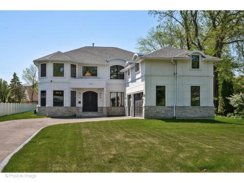 1851 Oakwood Road Northbrook IL 60062