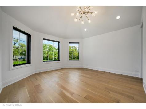 1851 Oakwood Road Northbrook IL 60062
