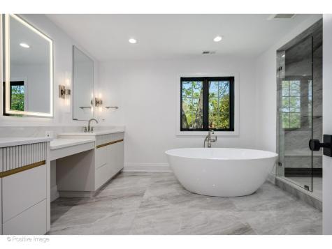1851 Oakwood Road Northbrook IL 60062