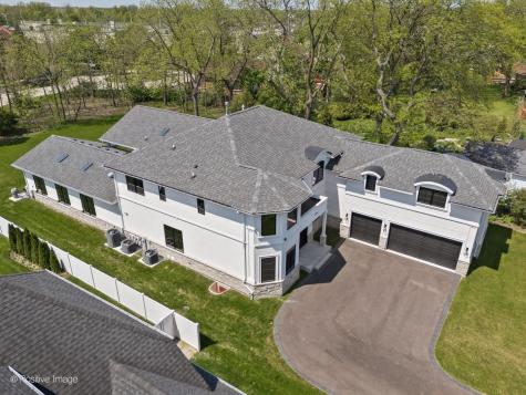 1851 Oakwood Road Northbrook IL 60062