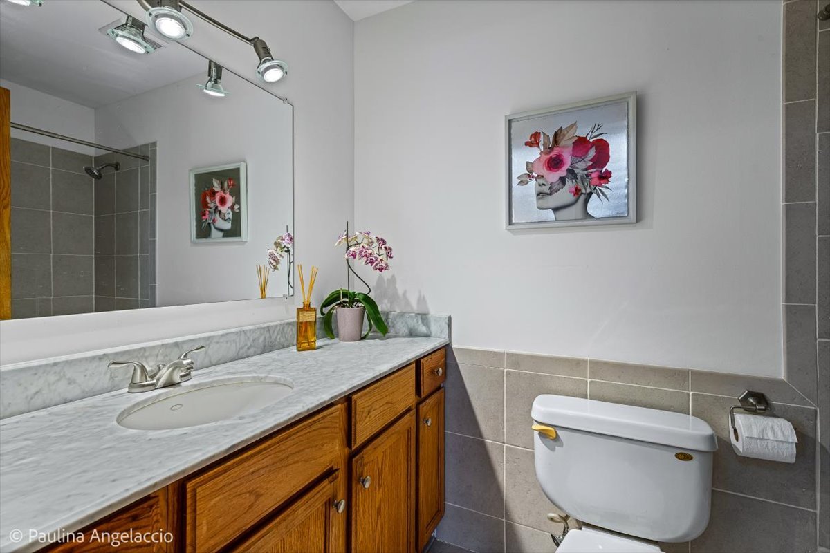 25225 North Virginia Avenue N Lake Zurich IL 60047