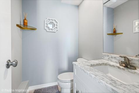 25225 North Virginia Avenue N Lake Zurich IL 60047