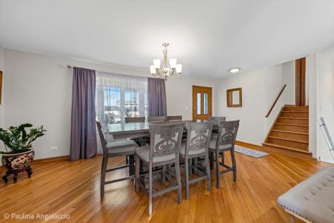 25225 North Virginia Avenue N Lake Zurich IL 60047
