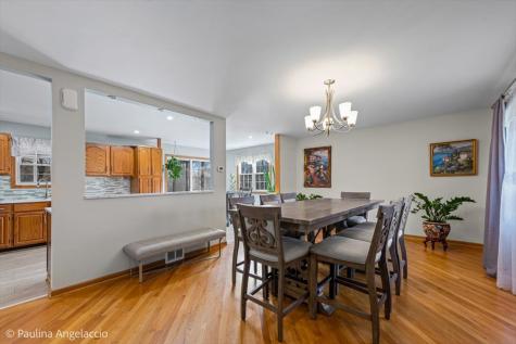 25225 North Virginia Avenue N Lake Zurich IL 60047