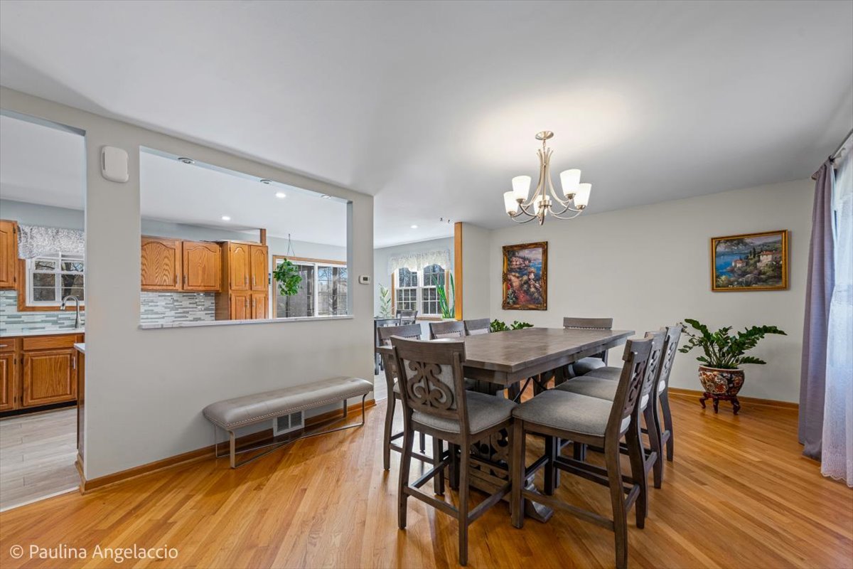 25225 North Virginia Avenue N Lake Zurich IL 60047