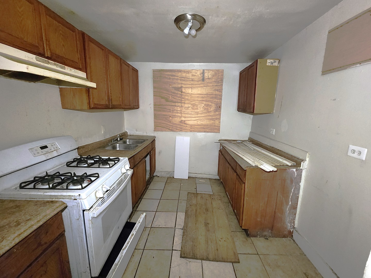 6717 South Rhodes Avenue Chicago IL 60637