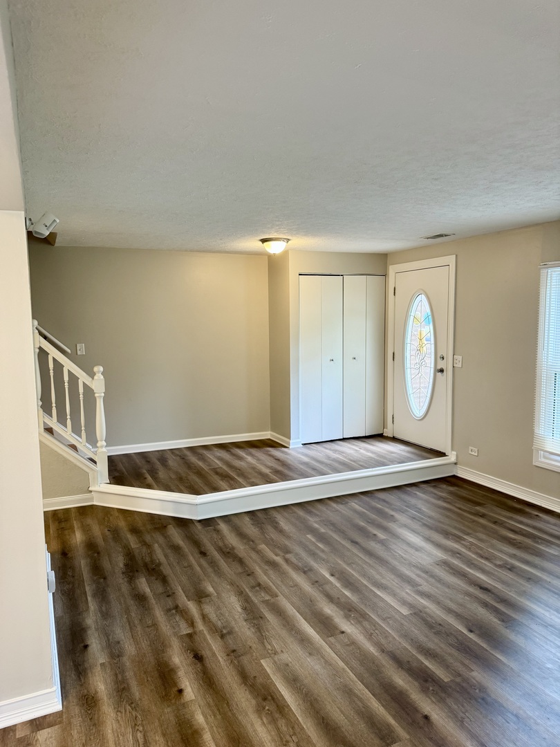 716 Shining Water Drive Carol Stream IL 60188