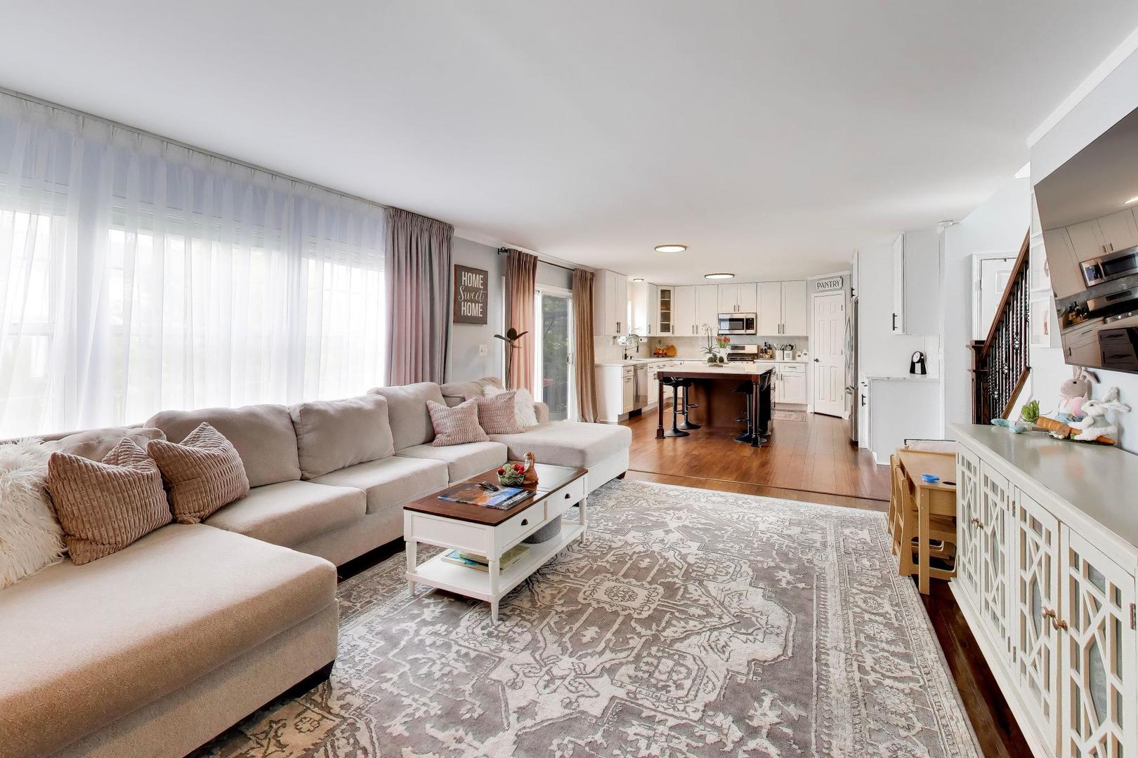 1469 Waterside Drive Bolingbrook IL 60490