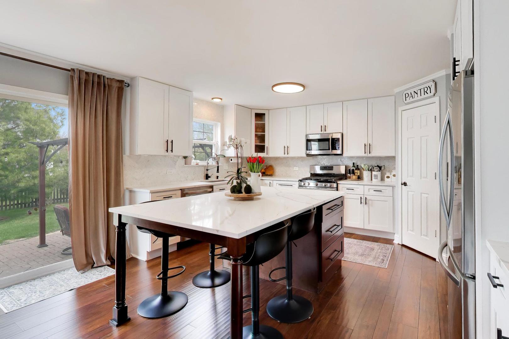 1469 Waterside Drive Bolingbrook IL 60490