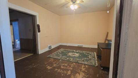 718 5TH Street Hoopeston IL 60942