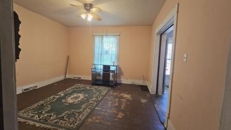 718 5TH Street Hoopeston IL 60942