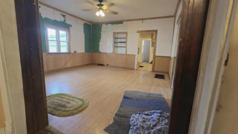 718 5TH Street Hoopeston IL 60942