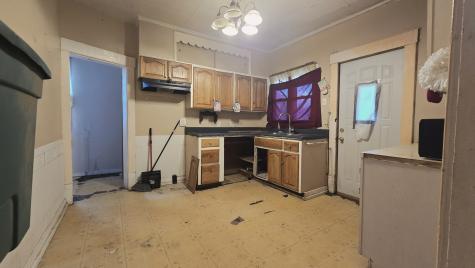718 5TH Street Hoopeston IL 60942